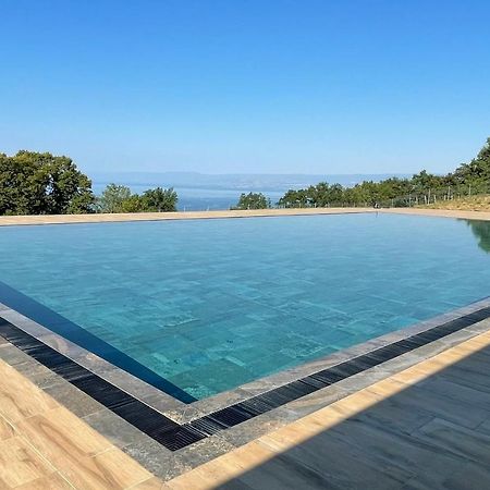 Les Terrasses De Lavaux 1 - Appartement De Luxe Avec Vue Panoramique Et Piscine Puidoux エクステリア 写真