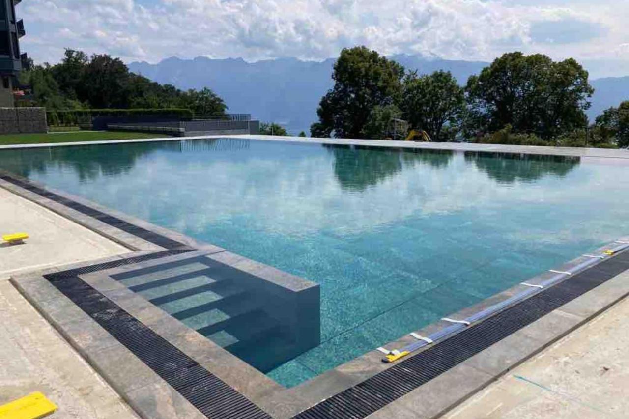 Les Terrasses De Lavaux 1 - Appartement De Luxe Avec Vue Panoramique Et Piscine Puidoux エクステリア 写真
